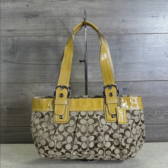 COACH F13742 Soho Pleated Tote Bag Tan and Yellow - Picture 1 of 12